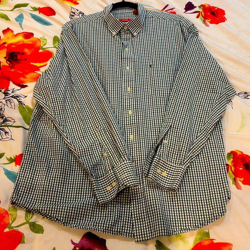 Men’s IZOD long sleeve XL shirt